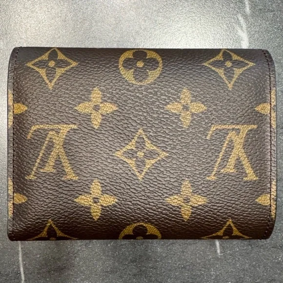 NIB LOUIS VUITTON Monogram Vivienne Portefeuille Victorine Wallet - Picture 3 of 12